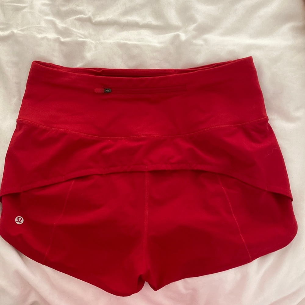 NWOT Lululemon High Rise Speed up Shorts